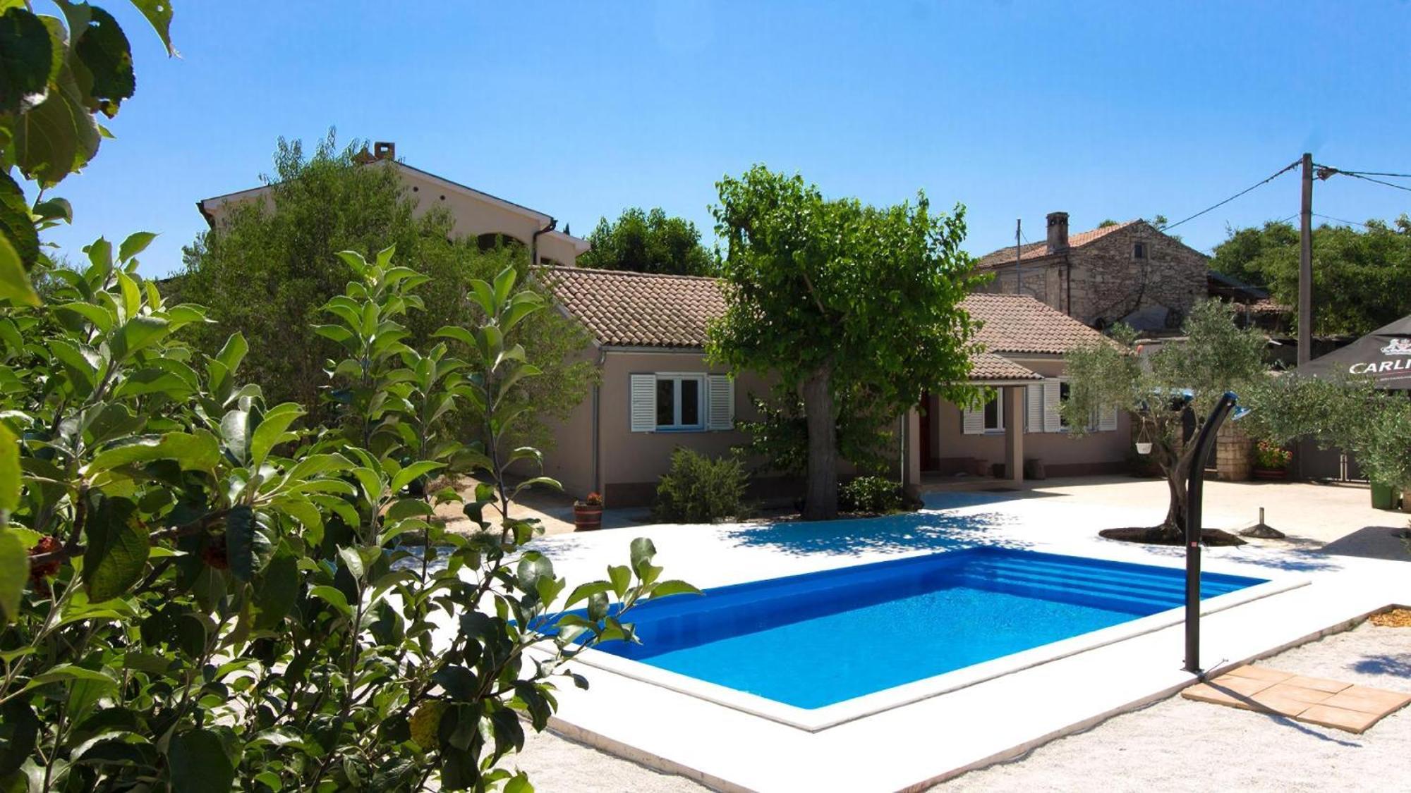 Ferienhaus Aqua Mit Pool Jadreški 外观 照片