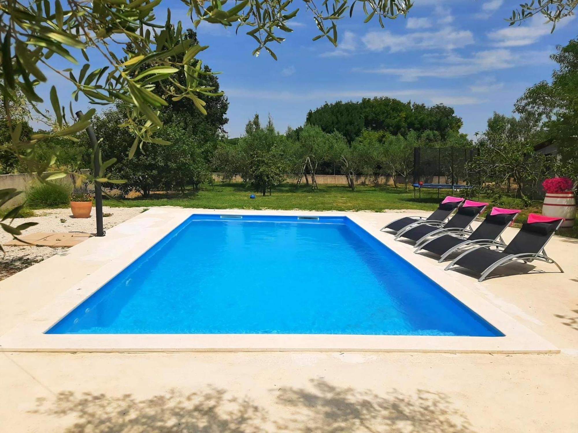 Ferienhaus Aqua Mit Pool Jadreški 外观 照片