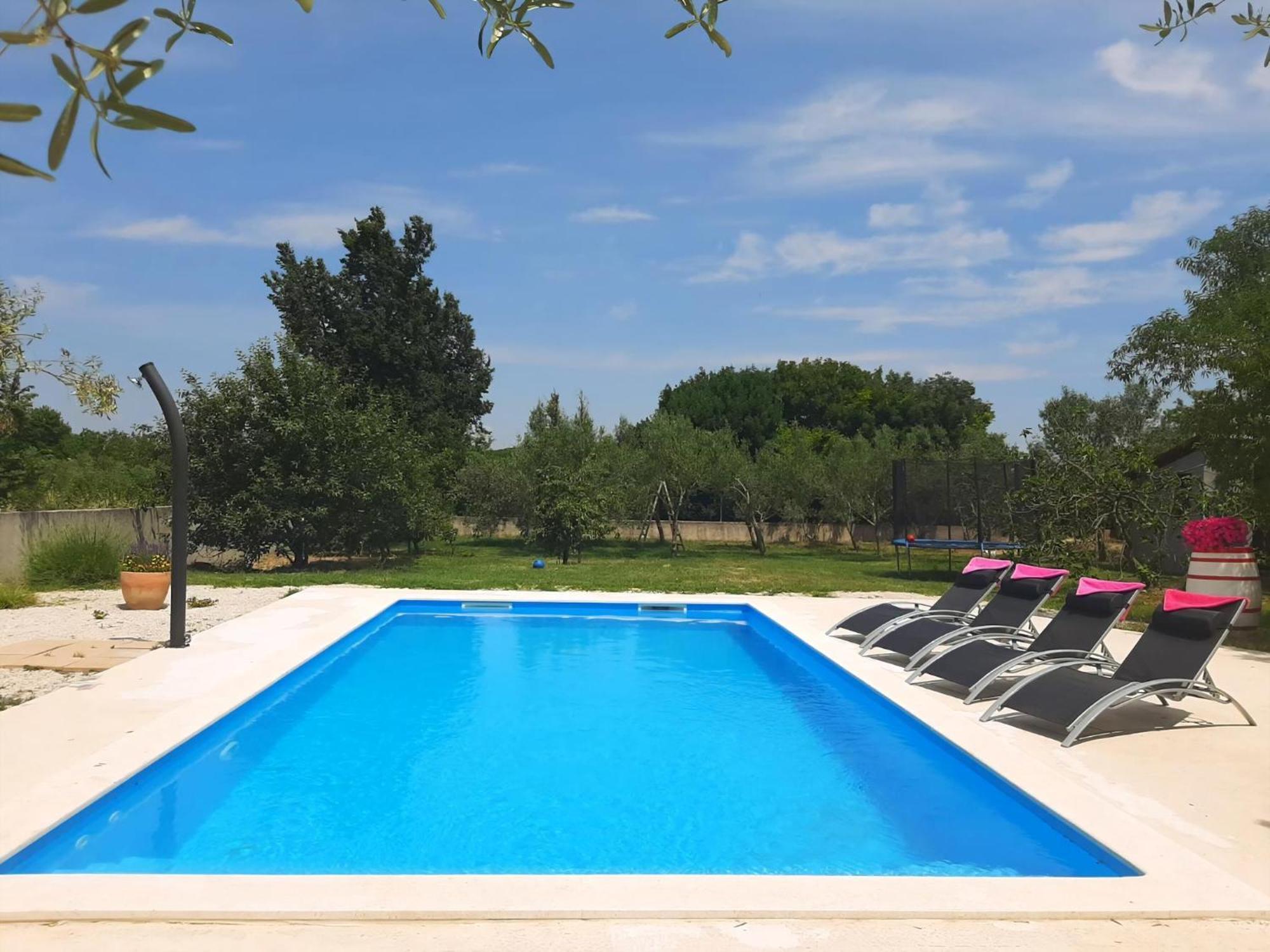Ferienhaus Aqua Mit Pool Jadreški 外观 照片