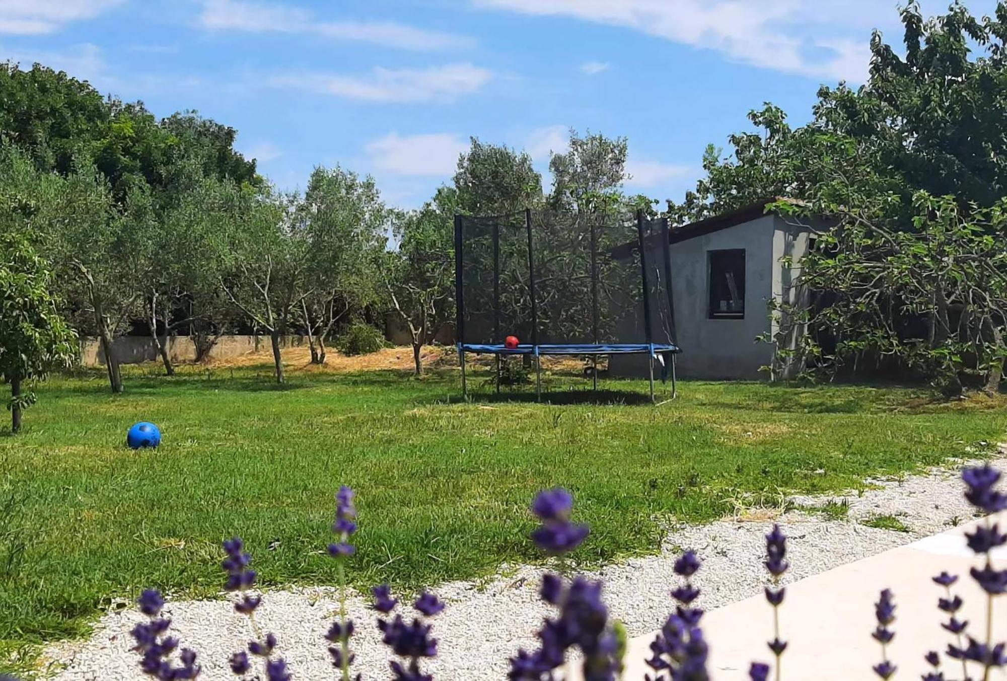 Ferienhaus Aqua Mit Pool Jadreški 外观 照片